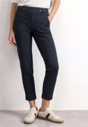 Slim Leg Hose im Loose Fit in Scubaqualität