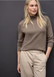 Turtleneck Pullover