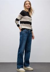 Gestreifter Pullover