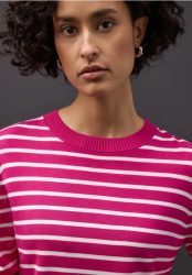 Gestreifter Pullover