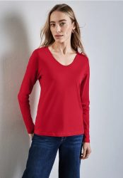 Shirt mit gerundetem V