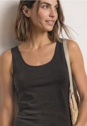 Basic Top mit Rundhals in Unifarbe