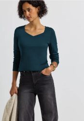 Shirt mit Carrée Ausschnitt