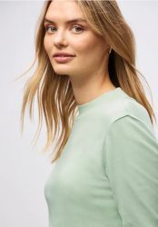 Basic Turtleneck Shirt