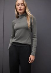 Basic Rollkragenshirt