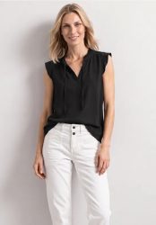 Top mit Strukturmix und Crochet