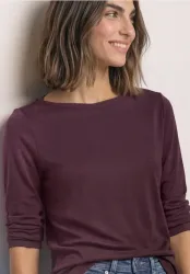 Basic Shirt mit U-Boot-Ausschnitt