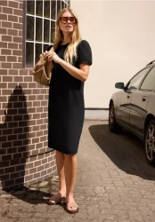Knielanges Kleid mit Embroidery Ärmeln