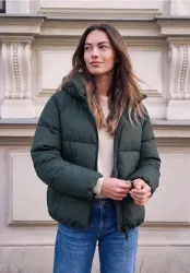Kurze Puffer Jacke mit Kapuze
