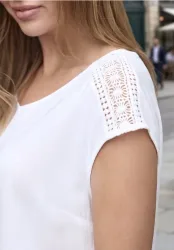 Blusenshirt mit V