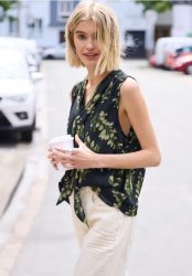 Blusentop aus Chiffon mit Schleife
