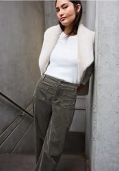 Cordhose mit Patch Pockets