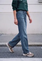 Mid Waist Wide Leg Jeans im Loose Fit