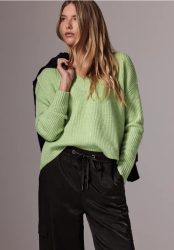 Kurzer Pullover