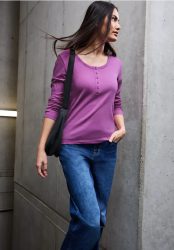 Rippshirt mit Knopfdetail