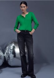 Rippshirt mit Knöpfen