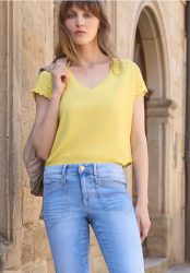 Dropped Shoulder Shirt mit Deko