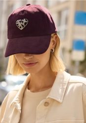 Cap aus Cord mit Herzdetail