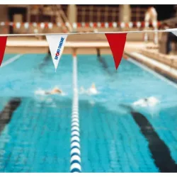 Sport-Thieme Wimpelkette für Rückenschwimmer-Sichtanlage, Rot-Weiss, FINA-Norm, Wimpel 20x40 cm