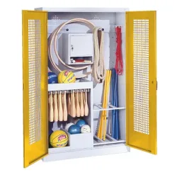 C+P Sportgeräteschrank mit Lochblech-Flügeltüren (Typ 1), HxBxT 195x120x50 cm, Ergo-Lock Muldengriff, Verkehrsgelb (RAL 1023), Lichtgrau (RAL 7035), Einzelschliessung