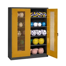 C+P Ballschrank mit Lochblech-Flügeltüren (Typ 3), HxBxT 195x150x50 cm, Ergo-Lock Muldengriff, Goldgelb (RAL 1004), Anthrazit (RAL 7021), Einzelschliessung