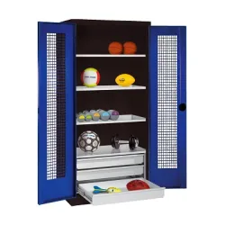 C+P Sportgeräteschrank mit Schubladen und Lochblech-Flügeltüren (Typ 4),  HxBxT 195x120x50 cm, Enzianblau (RAL 5010), Ergo-Lock Muldengriff, Anthrazit (RAL 7021), Einzelschliessung