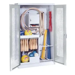 C+P Sportgeräteschrank mit Lochblech-Flügeltüren (Typ 1), HxBxT 195x120x50 cm, Lichtgrau (RAL 7035), Ergo-Lock Muldengriff, Lichtgrau (RAL 7035), Gleichschliessung
