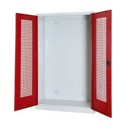 C+P Modul-Sportgeräteschrank mit Lochblech-Flügeltüren, HxBxT 195x120x50 cm, Ergo-Lock Muldengriff, Rubinrot (RAL 3003), Lichtgrau (RAL 7035), Gleichschliessung
