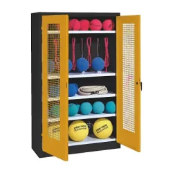 C+P Sportgeräteschrank mit Lochblech-Flügeltüren (Typ 2), HxBxT 195x120x50 cm, Ergo-Lock Muldengriff, Goldgelb (RAL 1004), Anthrazit (RAL 7021), Gleichschliessung