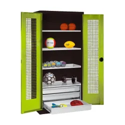 C+P Sportgeräteschrank mit Schubladen und Lochblech-Flügeltüren (Typ 4),  HxBxT 195x120x50 cm, Ergo-Lock Muldengriff, Clowngrün (RAL 110 80 60), Anthrazit (RAL 7021), Gleichschliessung