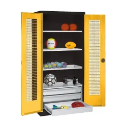 C+P Sportgeräteschrank mit Schubladen und Lochblech-Flügeltüren (Typ 4),  HxBxT 195x120x50 cm, Ergo-Lock Muldengriff, Verkehrsgelb (RAL 1023), Anthrazit (RAL 7021), Gleichschliessung