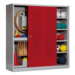 C+P Sportgeräteschrank mit Lochblech-Schiebetüren (Typ 5), HxBxT 195x190x60 cm, Rubinrot (RAL 3003), Lichtgrau (RAL 7035), Gleichschliessung