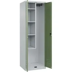 Putzmittelspind Classic PLUS, 1 Abteil, Trennwand mittig, verkürzt, lichtgrau / resedagrün, B 600 mm, mit Bodengleitern, Zylinderschloss C+P