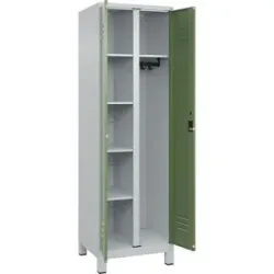 Putzmittelspind Classic PLUS, 1 Abteil, Trennwand mittig, lichtgrau / resedagrün, B 600 mm, mit Füßen, Zylinderschloss C+P