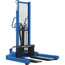 kaiserkraft Breitspurstapler, Tragfähigkeit 1000 kg, Gabelmaße LxB 900 x 150 mm