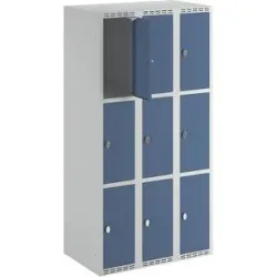 kaiserkraft 3er-Schließfachschrank Fydor, 3 Abteile, lichtgrau / brillantblau, B 900 mm, 3 Abteile, flache Dachform, Vorhängeschloss