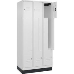 Z-Spind Classic PLUS, 3 Abteile, verkehrsweiß, B 900 mm, mit Bodensockel, Zylinderschloss C+P