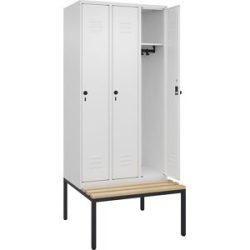 Spind Classic PLUS Sitzbank, 3 Abteile, verkehrsweiß, B 900 mm, Sicherheits-Drehriegel, untergebaut, Buche-Hartholz C+P