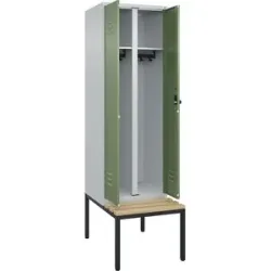 C+P Schwarz-Weiß-Spind Classic PLUS Sitzbank, Trennwand mittig, 1 Abteil, lichtgrau / resedagrün, B 600 mm, Sicherheits-Drehriegel, untergebaut,