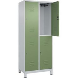 Doppelstock-Spind Classic PLUS, 2 Abteile, lichtgrau / resedagrün, HxB 1950 x 800 mm, mit Füßen, Zylinderschloss C+P