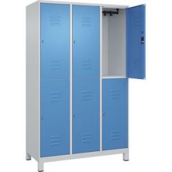 Doppelstock-Spind Classic PLUS, 3 Abteile, lichtgrau / lichtblau, HxB 1950 x 1200 mm, mit Füßen, Zylinderschloss C+P