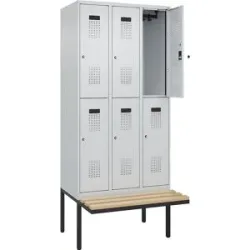 kaiserkraft Doppelstock-Spind Evolo PLUS Sitzbank, 3 Abteile, lichtgrau / lichtgrau, B 900 mm, Zylinderschloss, mit auskragender Sitzbank, Buche