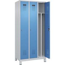 kaiserkraft Schwarz-Weiß-Spind Evolo PLUS, schmal, 3 Abteile, verkürzte Trennwand mittig, lichtgrau / lichtblau, B 900 mm, mit breiten Füßen, Zylinderschloss