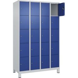 kaiserkraft 5er-Schließfachschrank Evolo PLUS, 4 Abteile, lichtgrau / enzianblau, B 1200 mm, 20 Fächer, mit breiten Füßen, Zylinderschloss