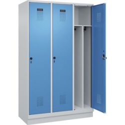 kaiserkraft Schwarz-Weiß-Spind Evolo PLUS, schmal, 3 Abteile, verkürzte Trennwand mittig, lichtgrau / lichtblau, B 1200 mm, mit Bodensockel,
