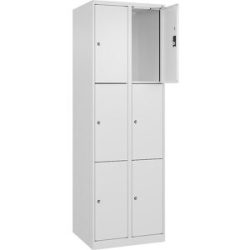 kaiserkraft 3er-Schließfachschrank Evolo PLUS, 2 Abteile, weiß, B 600 mm, 6 Fächer, mit Bodengleitern, Zylinderschloss