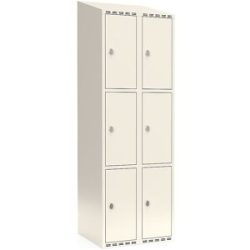 kaiserkraft 3er-Schließfachschrank Fydor, 2 Abteile, weiß, B 600 mm, schräge Dachform, Vorhängeschloss