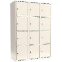 kaiserkraft 4er-Schließfachschrank Fydor, 3 Abteile, weiß, B 1200 mm, flache Dachform, Vorhängeschloss