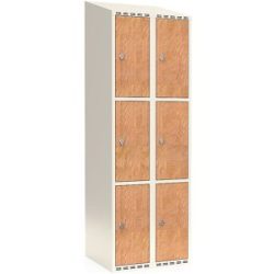 kaiserkraft 3er-Schließfachschrank Fydor, HPL, 2 Abteile, weiß/Eiche, B 600 mm, schräge Dachform, Vorhängeschloss