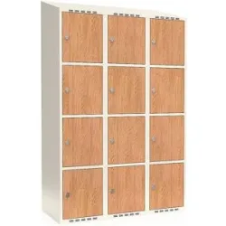 kaiserkraft 4er-Schließfachschrank Fydor, HPL, 3 Abteile, weiß/Eiche, B 1200 mm, schräge Dachform, Vorhängeschloss